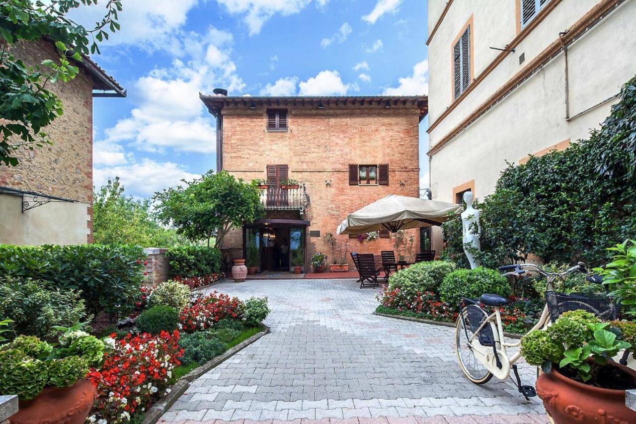Hotel Arcobaleno Siena Exterior foto